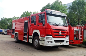 消防車